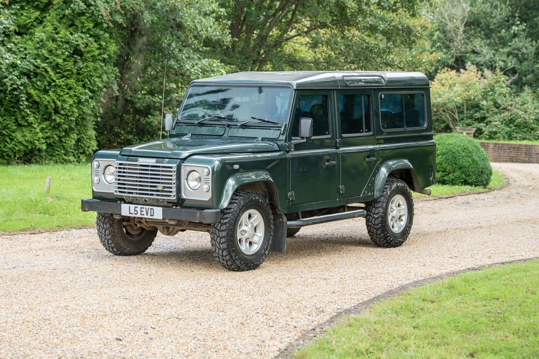 2003 Land Rover Defender 110 - Image 4 of 31