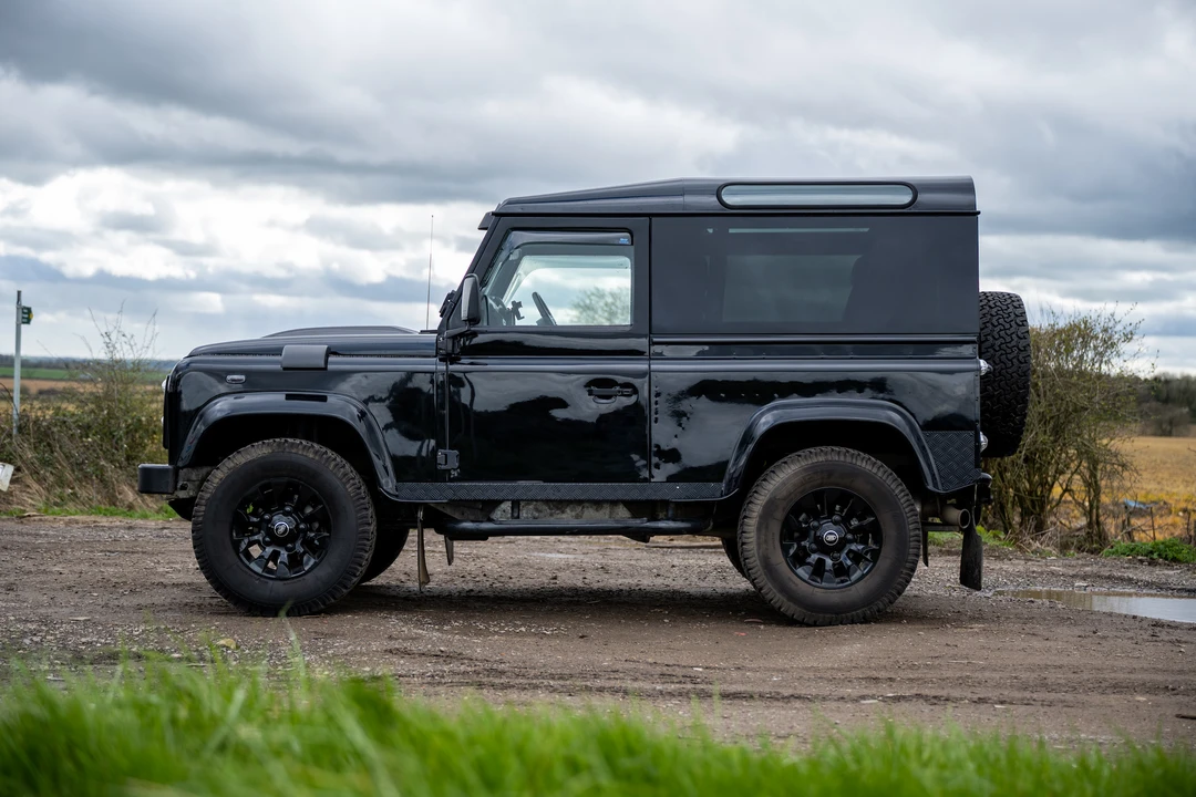 2003 Land Rover Defender 90 - Image 13 of 31