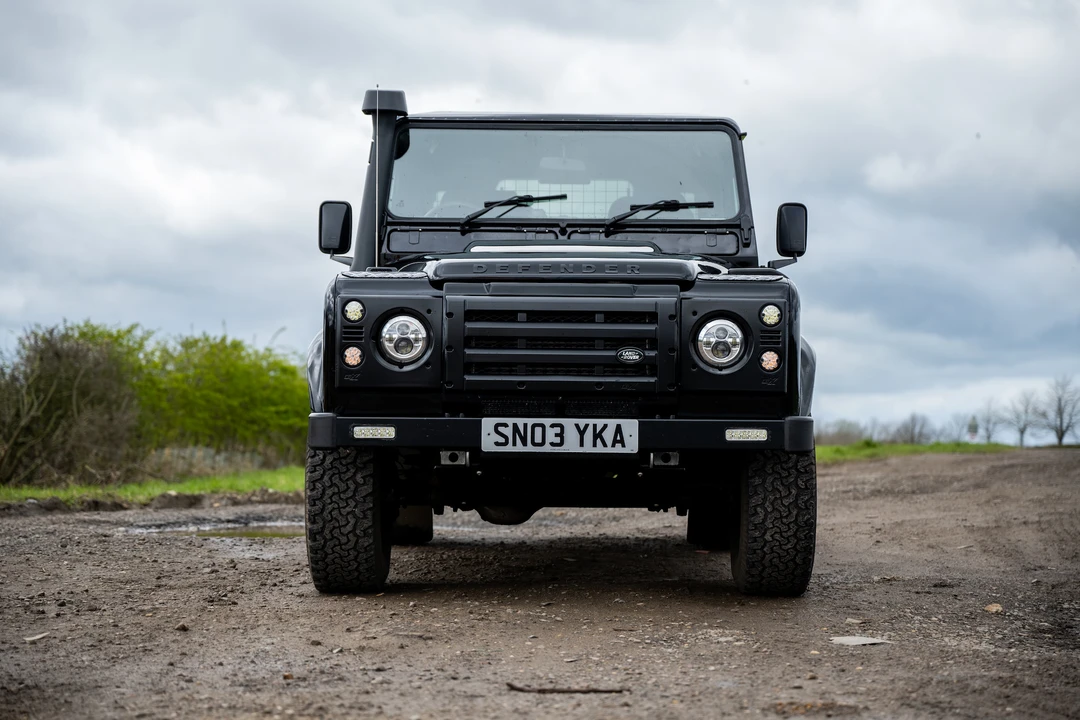 2003 Land Rover Defender 90 - Image 3 of 31