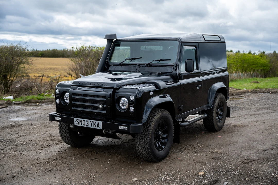 2003 Land Rover Defender 90 - Image 4 of 31
