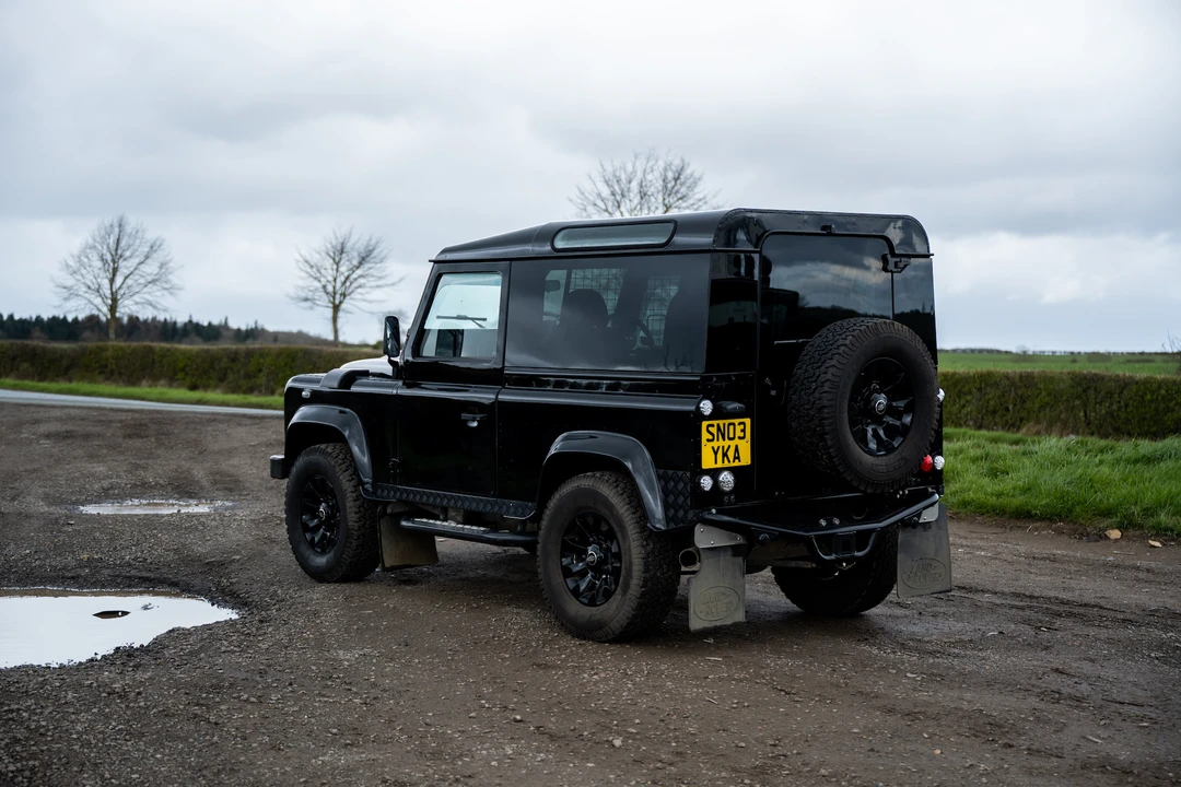 2003 Land Rover Defender 90 - Image 6 of 31
