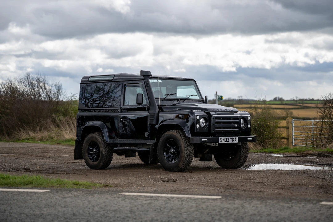 2003 Land Rover Defender 90 - Image 19 of 31