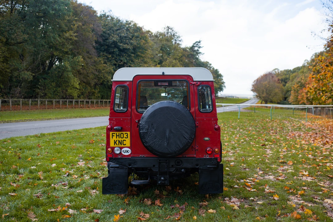 2003 Land Rover Defender 90 - Image 14 of 31