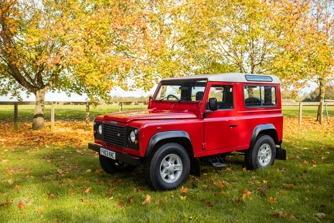 2003 Land Rover Defender 90 - Image 4 of 31