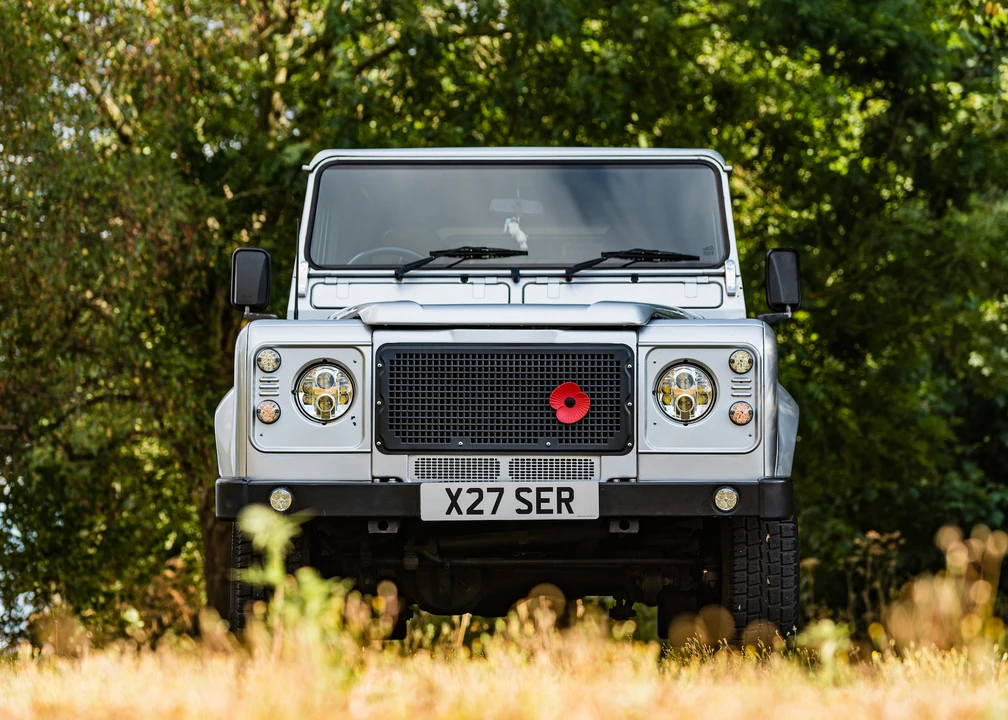 2003 Land Rover Defender 90 - Image 3 of 31