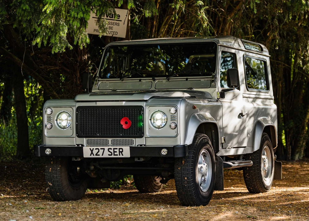 2003 Land Rover Defender 90 - Image 4 of 31