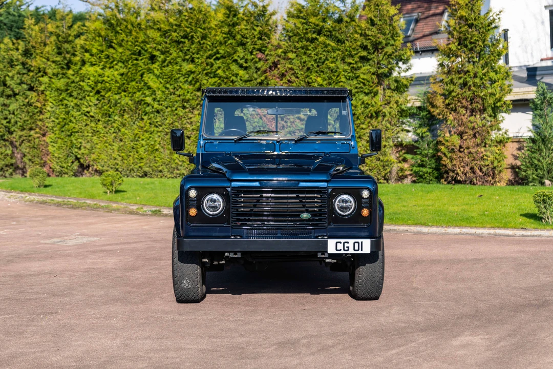 2003 Land Rover Defender 90 - Image 3 of 31