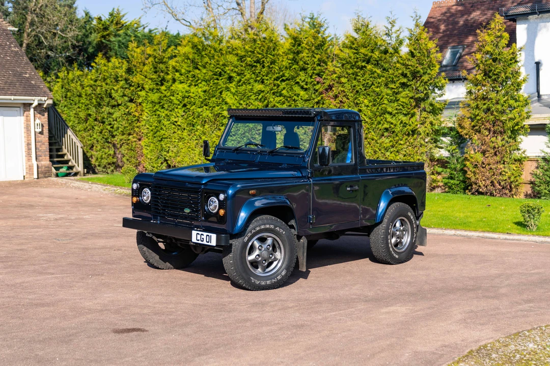 2003 Land Rover Defender 90 - Image 12 of 31