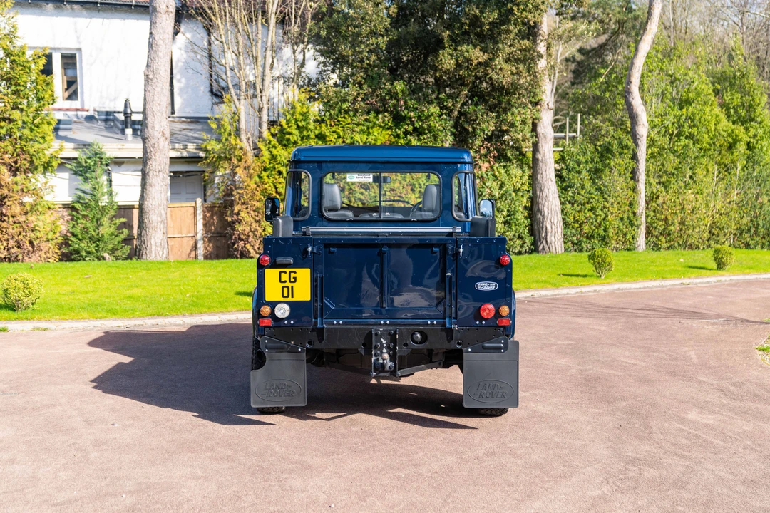 2003 Land Rover Defender 90 - Image 15 of 31
