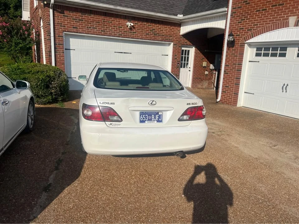 2003 Lexus ES 4th Gen - Image 4 of 10