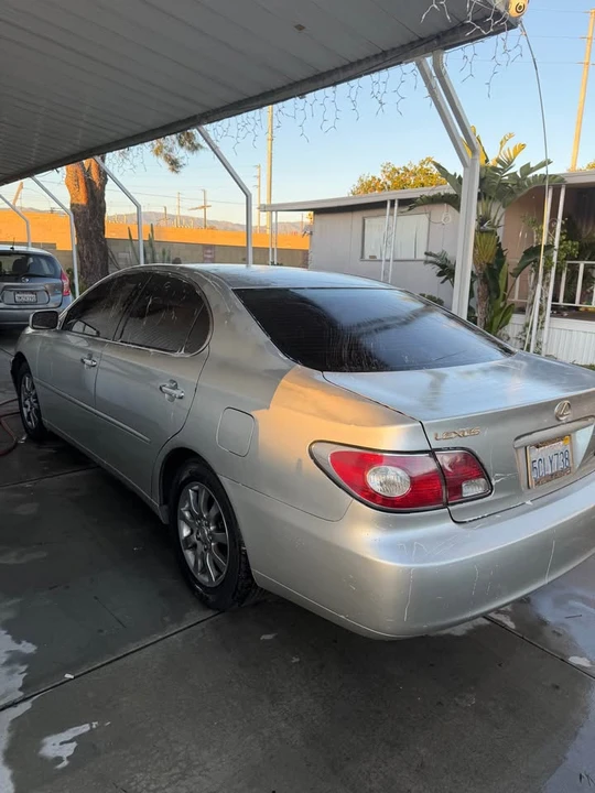 2003 Lexus ES 3rd Gen - Image 3 of 5