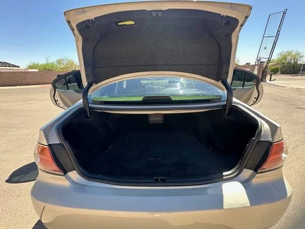 2003 Lexus ES 4th Gen - Image 9 of 13