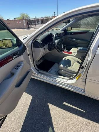 2003 Lexus ES 4th Gen - Image 5 of 13