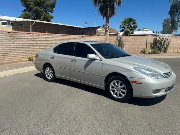 2003 Lexus ES 4th Gen - Image 3 of 13