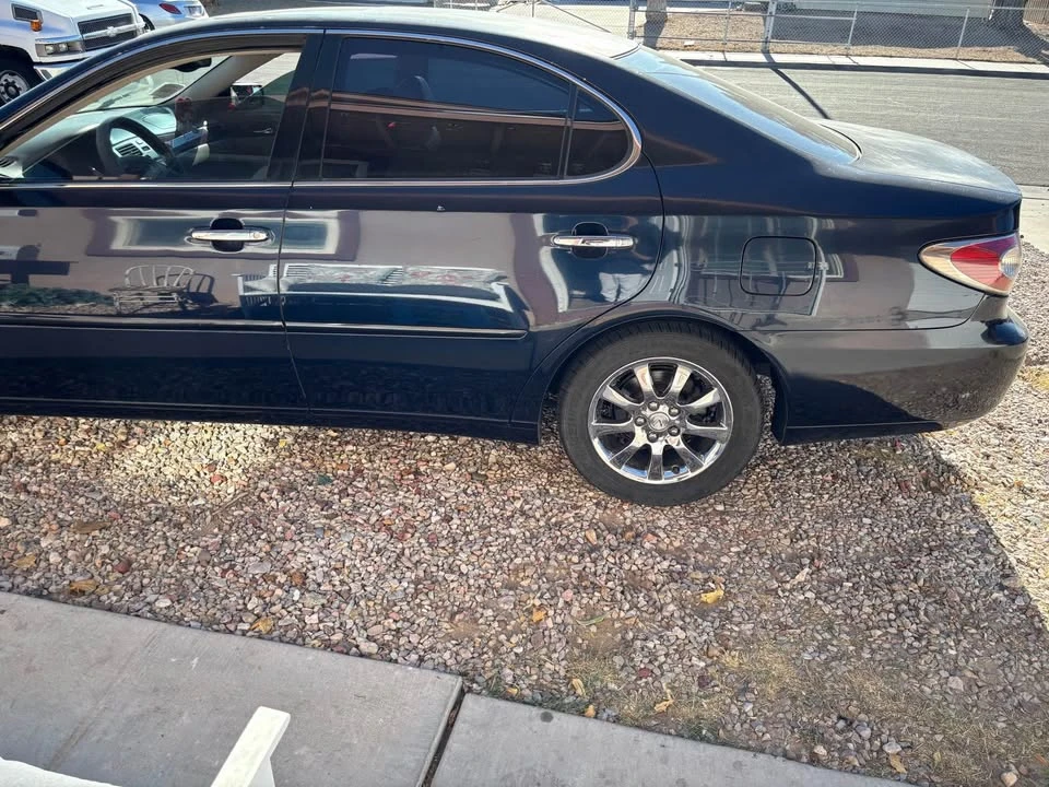 2003 Lexus ES 4th Gen - Image 9 of 10
