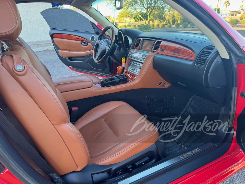 2003 Lexus SC430 - Image 8 of 17