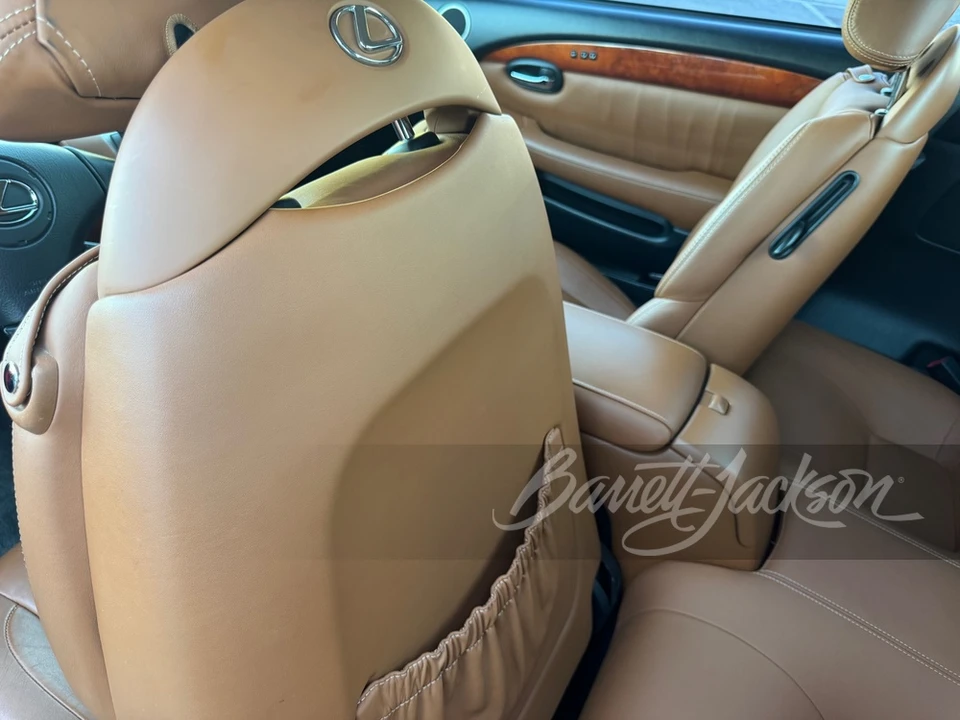 2003 Lexus SC430 - Image 9 of 17