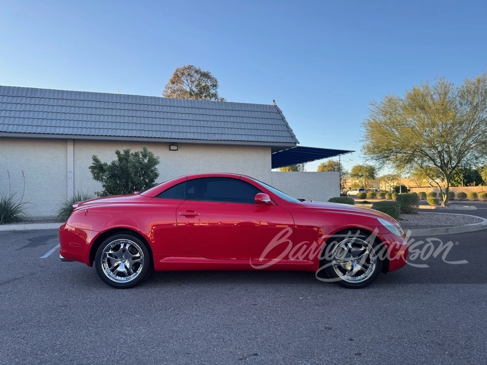 2003 Lexus SC430 - Image 10 of 17