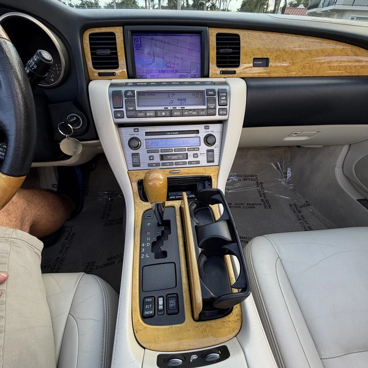 2003 Lexus SC430 - Image 27 of 31