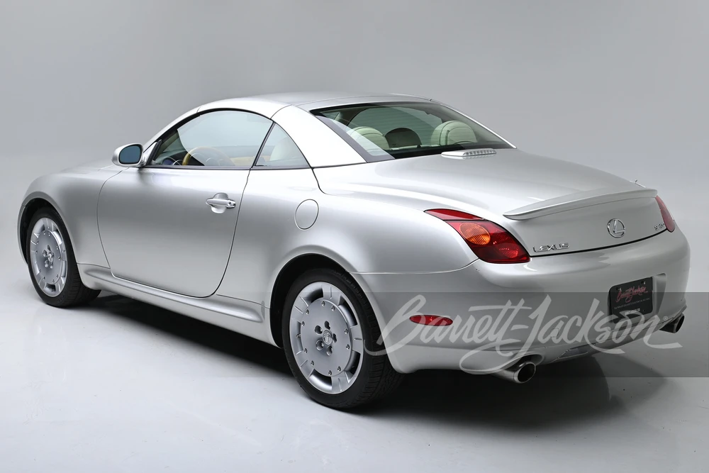 2003 Lexus SC430 - Image 10 of 15