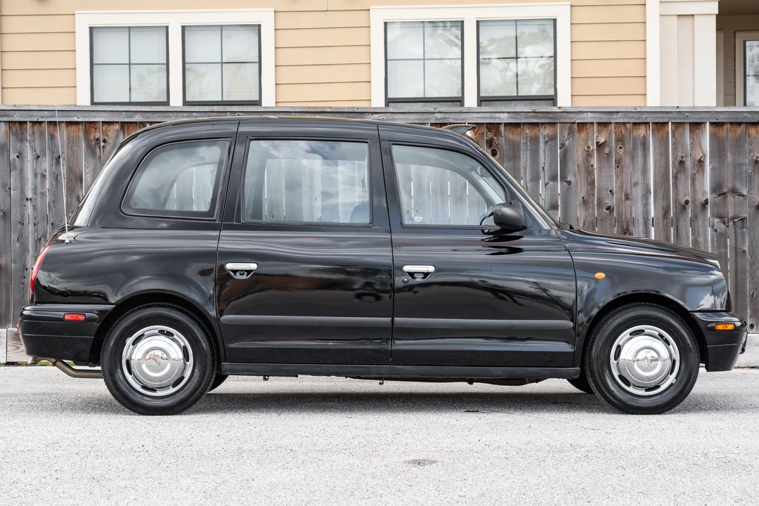 2003 LTI - Image 3 of 31