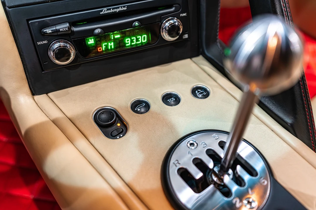 2003 Lamborghini Murcielago - Image 18 of 21