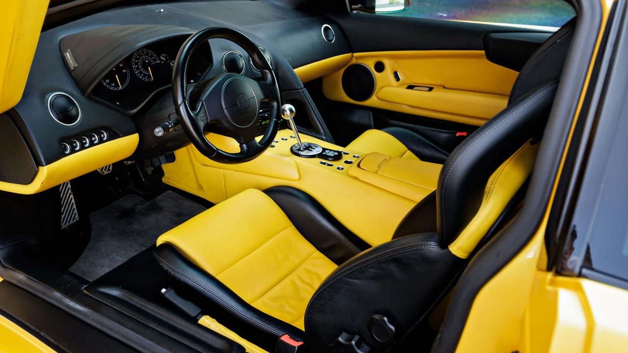 2003 Lamborghini Murcielago - Image 3 of 31