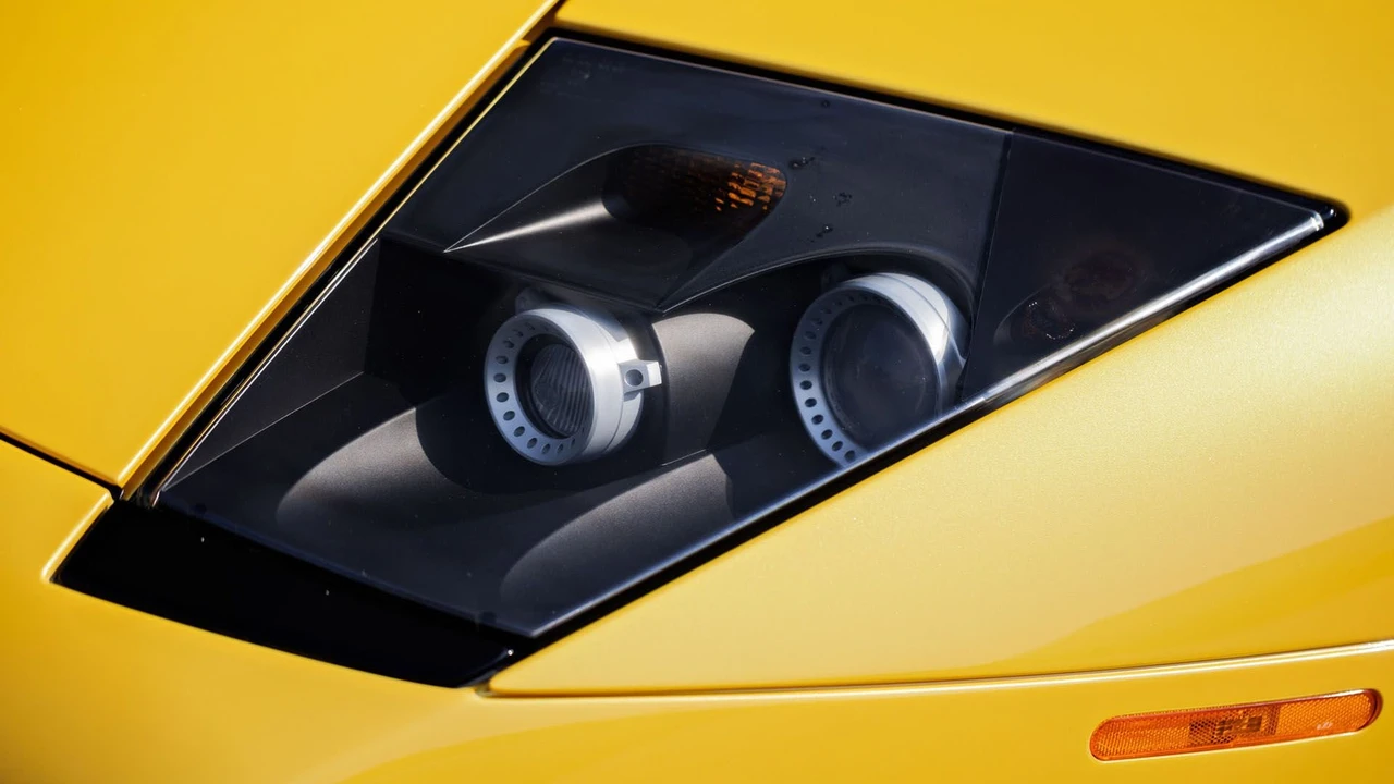 2003 Lamborghini Murcielago - Image 21 of 31