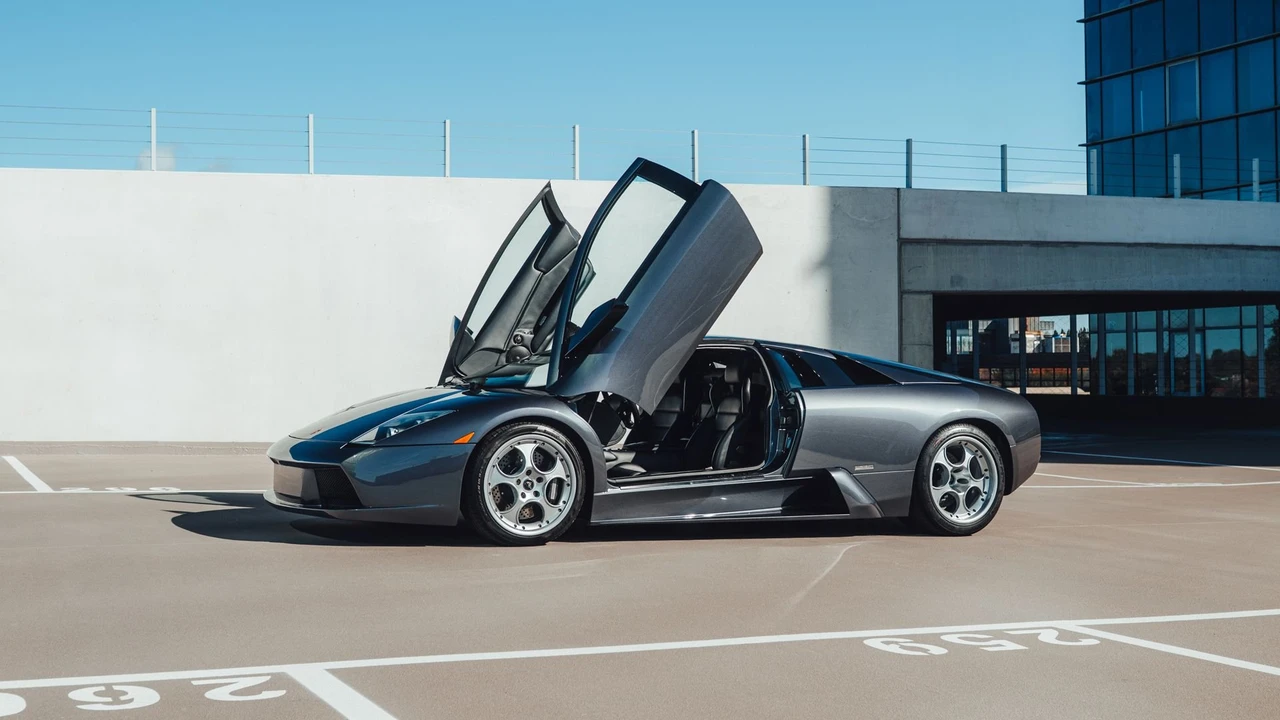 2003 Lamborghini Murcielago - Image 26 of 31