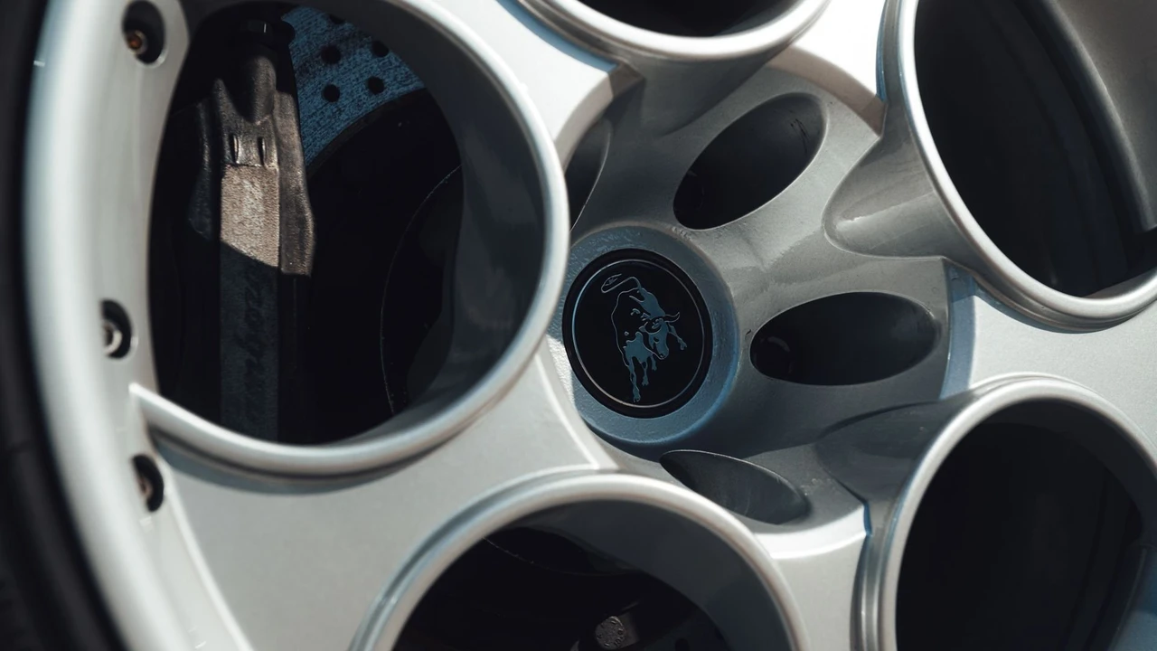 2003 Lamborghini Murcielago - Image 28 of 31