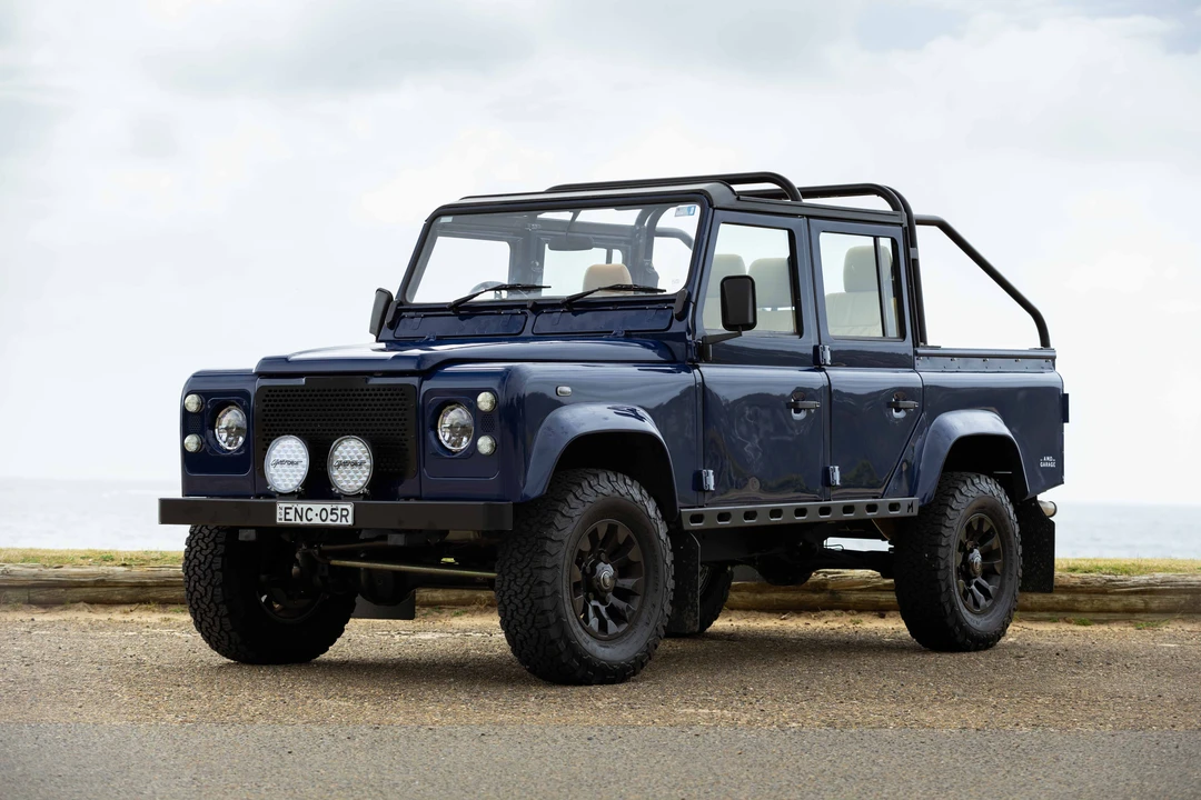 2003 Land Rover Defender 110 - Image 3 of 31