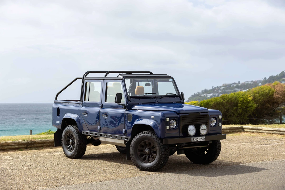 2003 Land Rover Defender 110 - Image 23 of 31