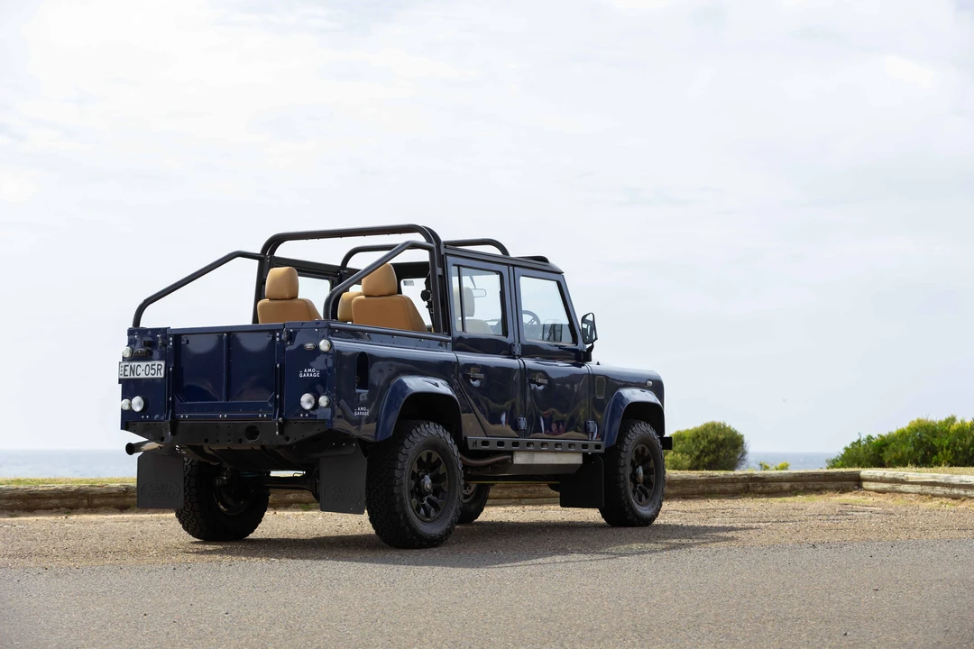 2003 Land Rover Defender 110 - Image 15 of 31
