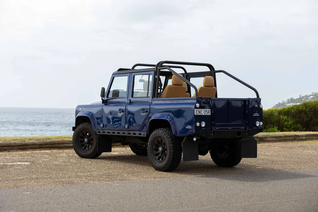 2003 Land Rover Defender 110 - Image 20 of 31