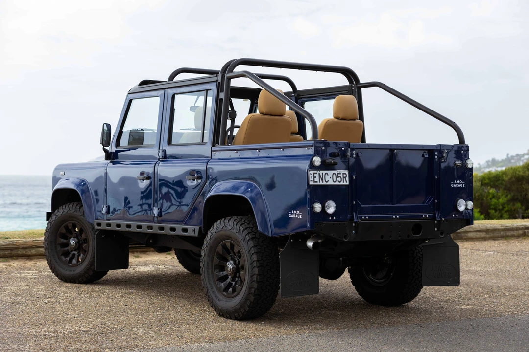 2003 Land Rover Defender 110 - Image 13 of 31