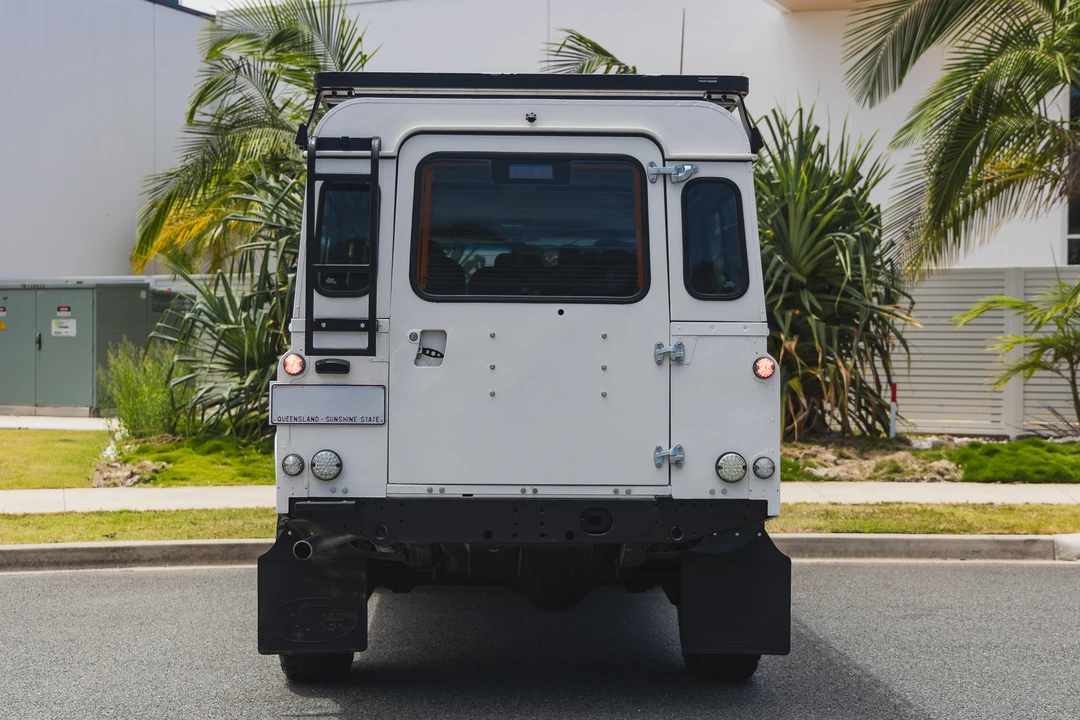2033 Land Rover Defender 110 - Image 6 of 31