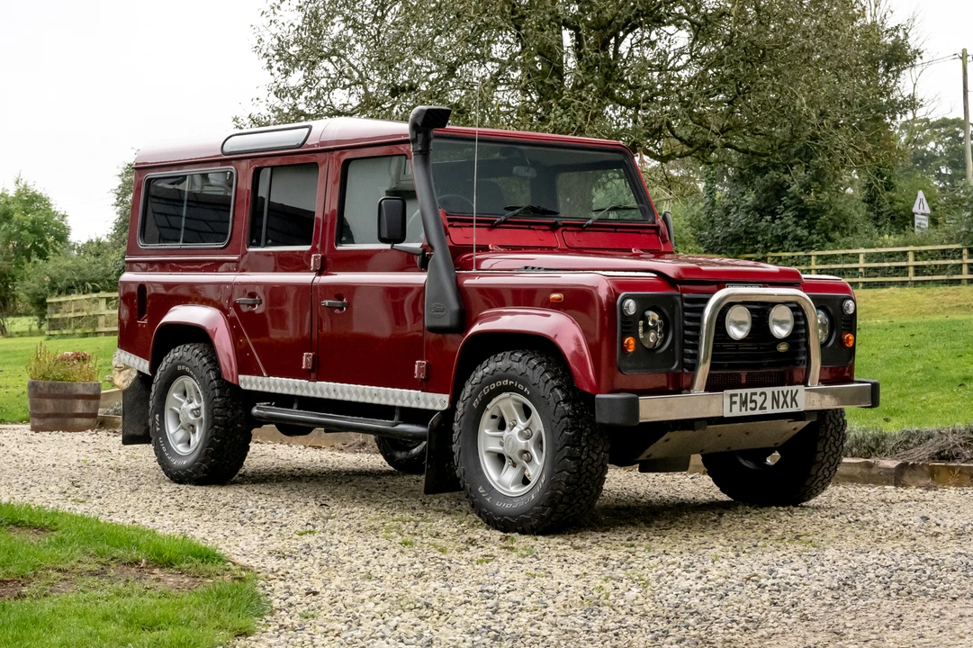 2003 Land Rover Defender 110 - Image 2 of 31