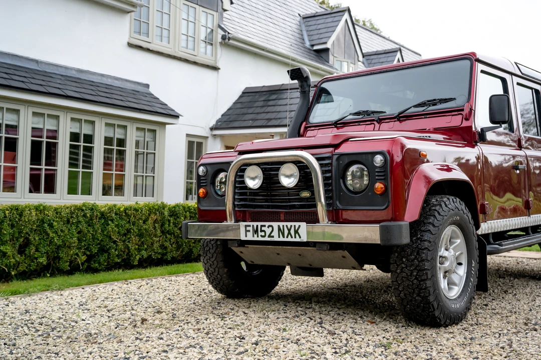 2003 Land Rover Defender 110 - Image 27 of 31