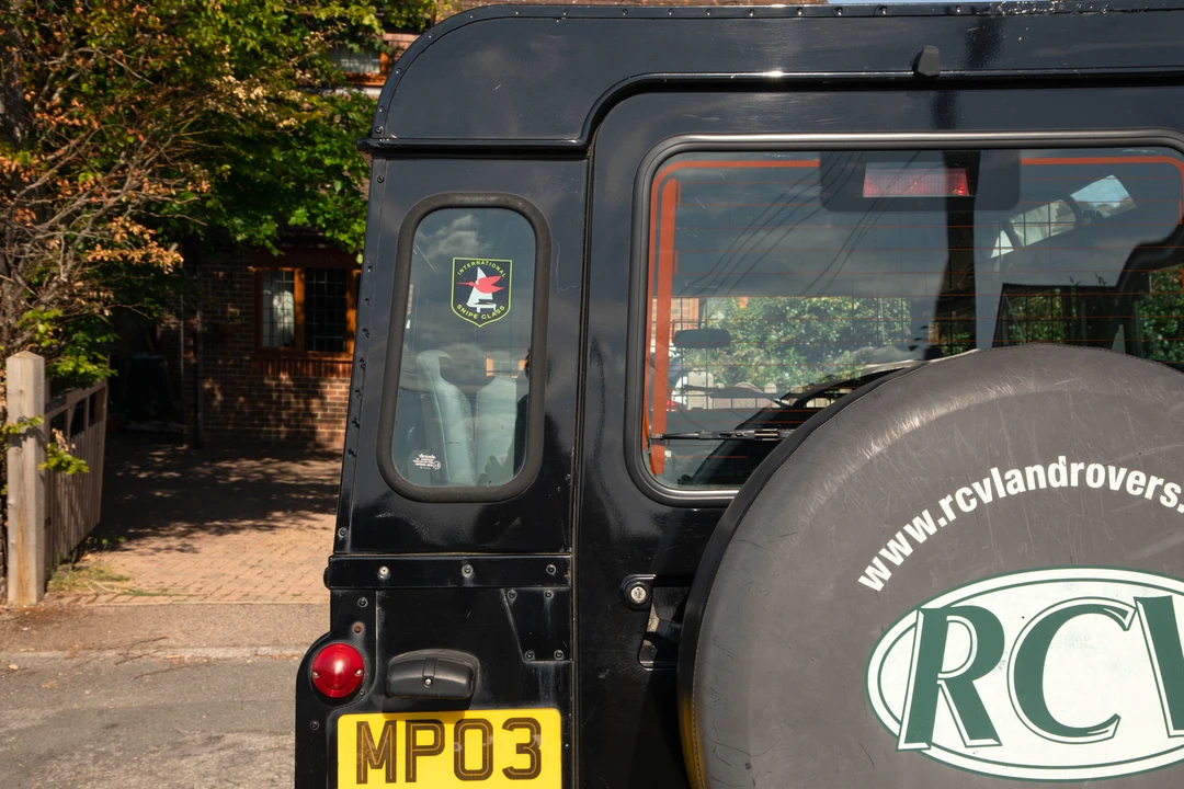 2003 Land Rover Defender 110 - Image 16 of 31