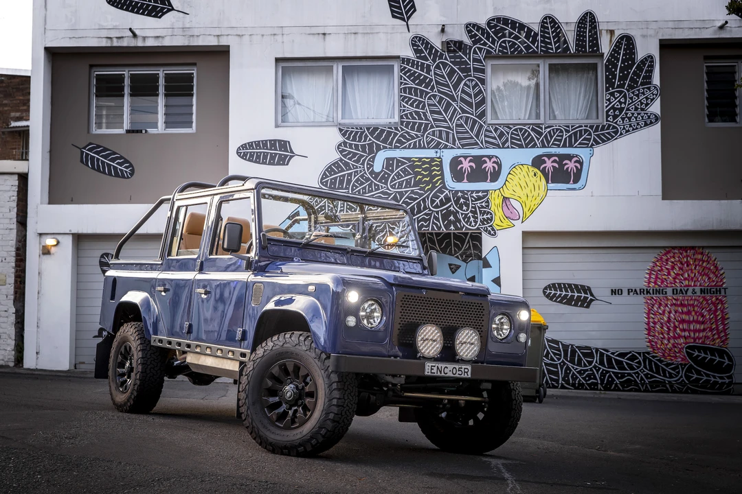 2003 Land Rover Defender 110 - Image 16 of 31