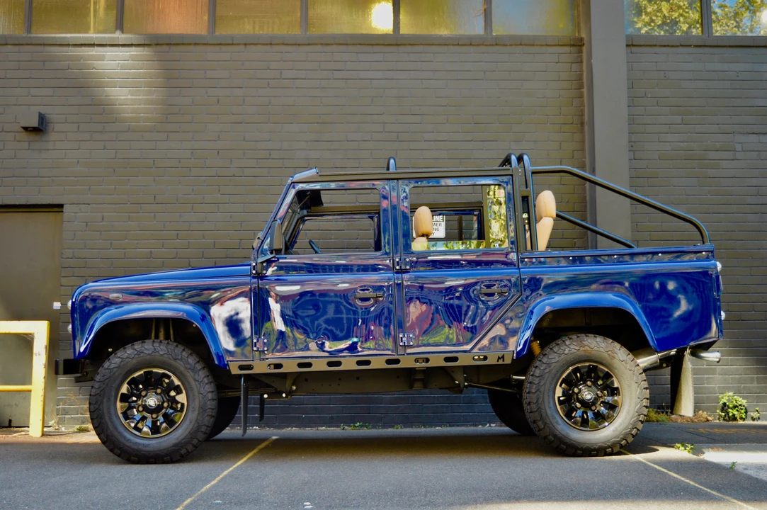 2003 Land Rover Defender 110 - Image 27 of 31