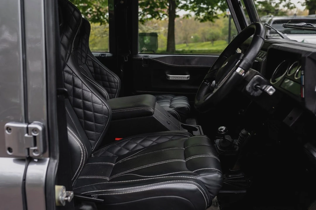 2003 Land Rover Defender 110 - Image 22 of 30