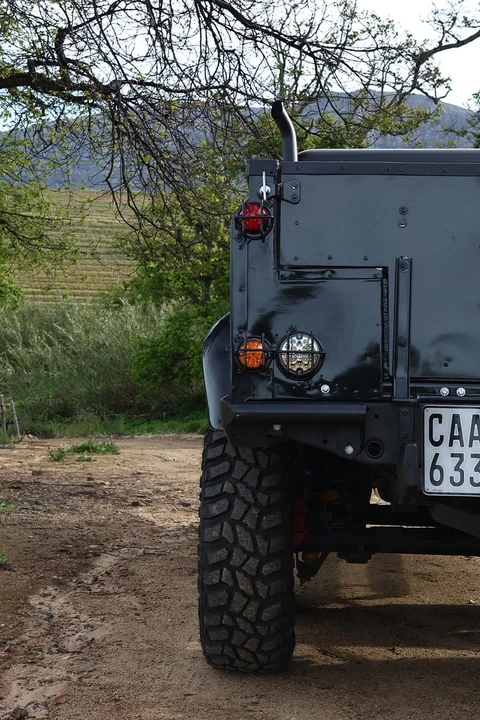 2003 Land Rover Defender 130 - Image 29 of 30