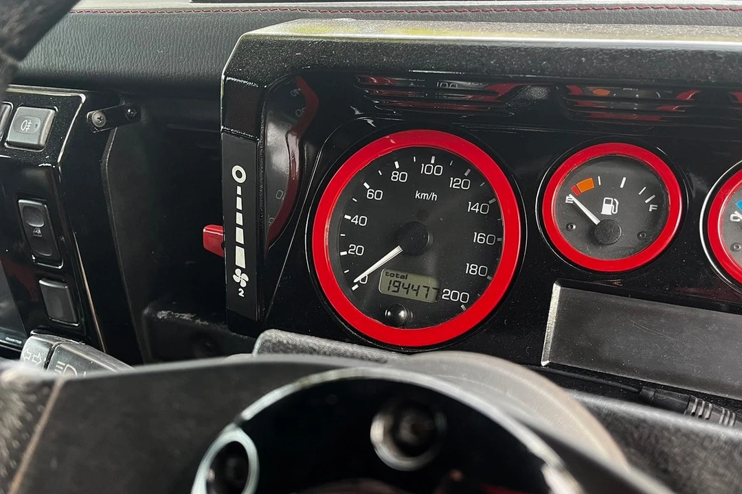 2003 Land Rover Defender 130 - Image 22 of 30