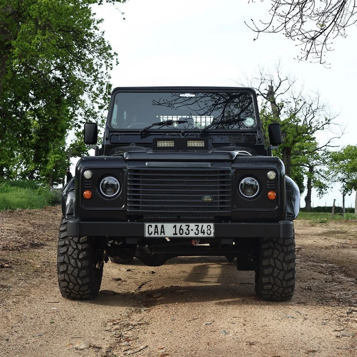2003 Land Rover Defender 130 - Image 3 of 30
