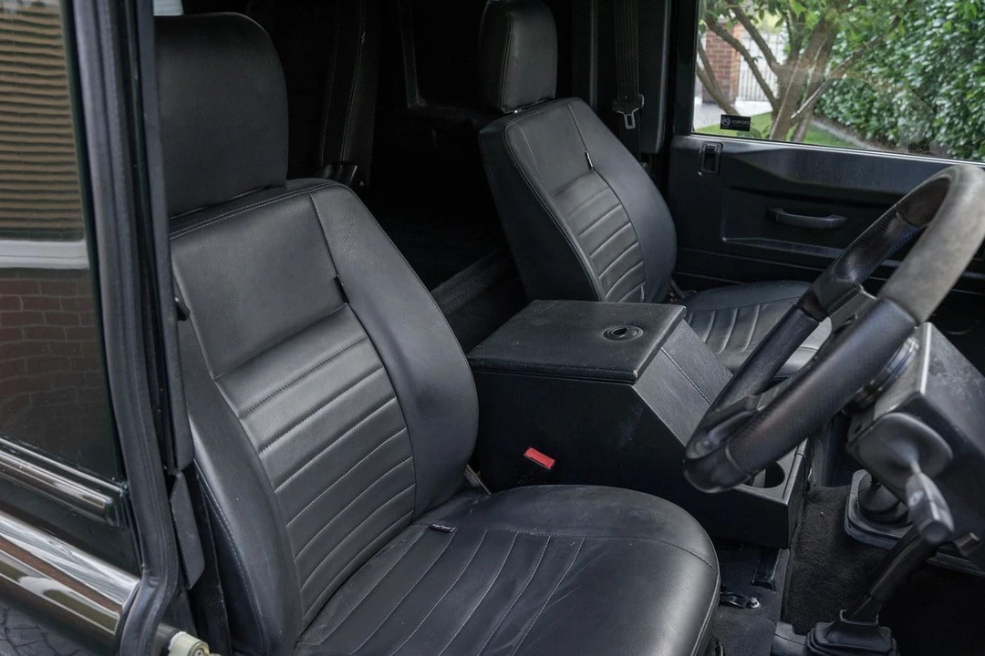 2003 Land Rover Defender 90 - Image 19 of 30