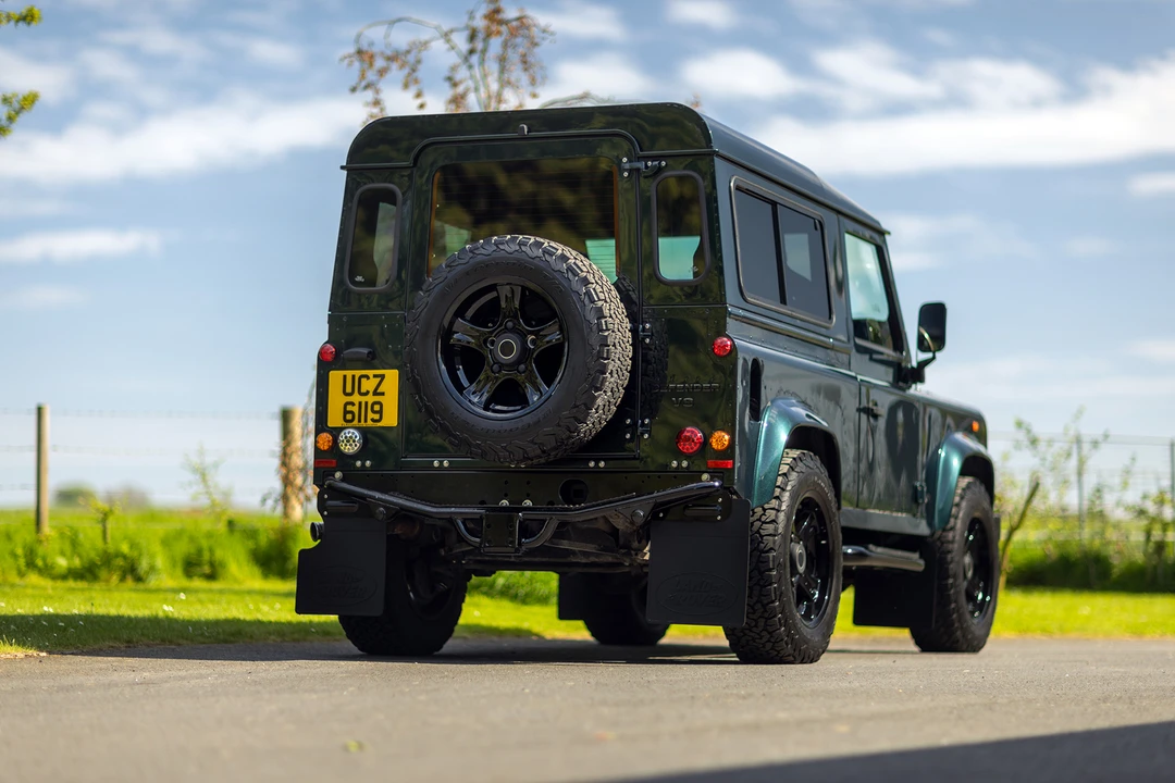 2004 Land Rover Defender 90 - Image 7 of 31