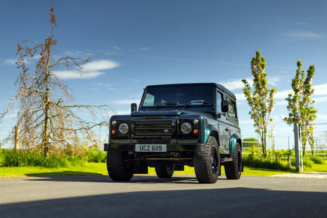 2004 Land Rover Defender 90 - Image 3 of 31