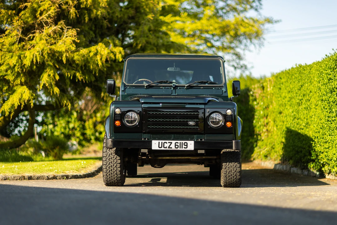 2004 Land Rover Defender 90 - Image 10 of 31