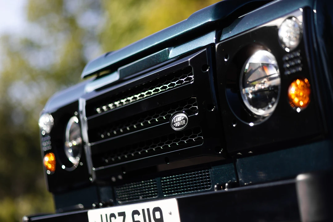 2004 Land Rover Defender 90 - Image 30 of 31